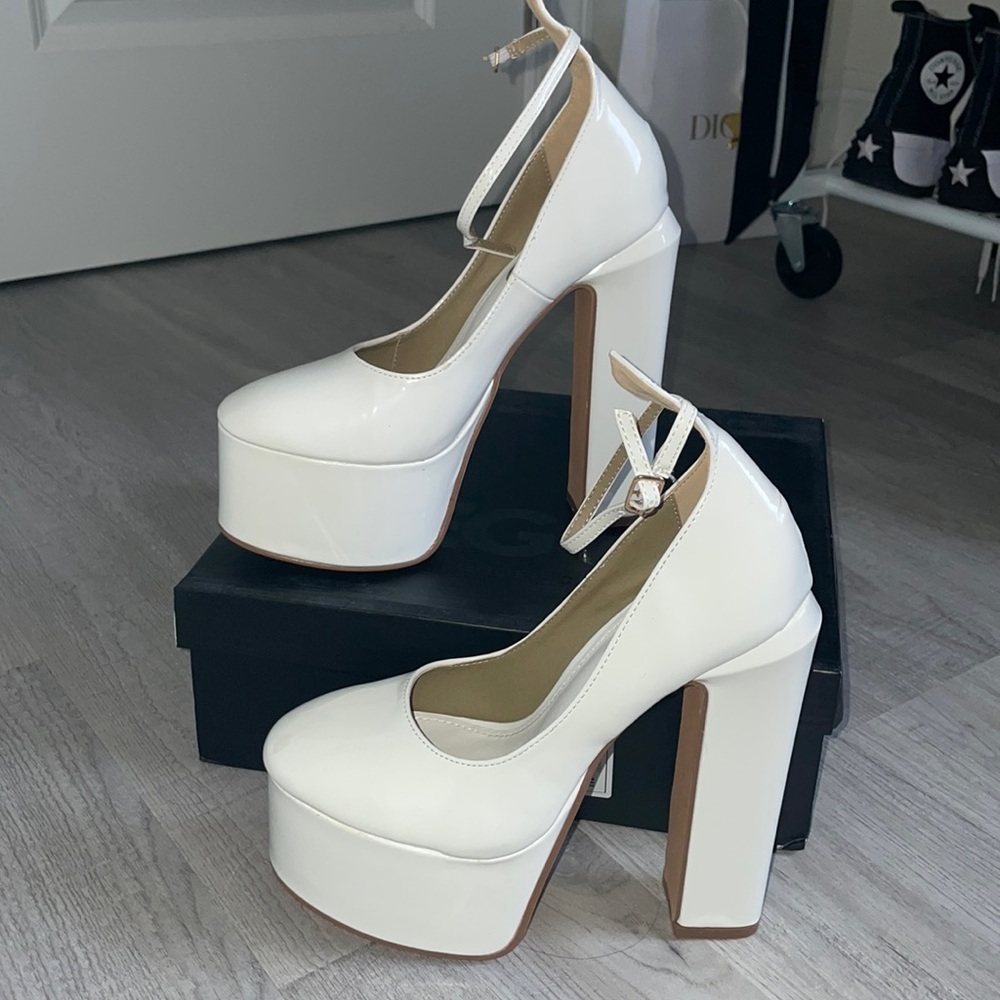 Chunky platform heels